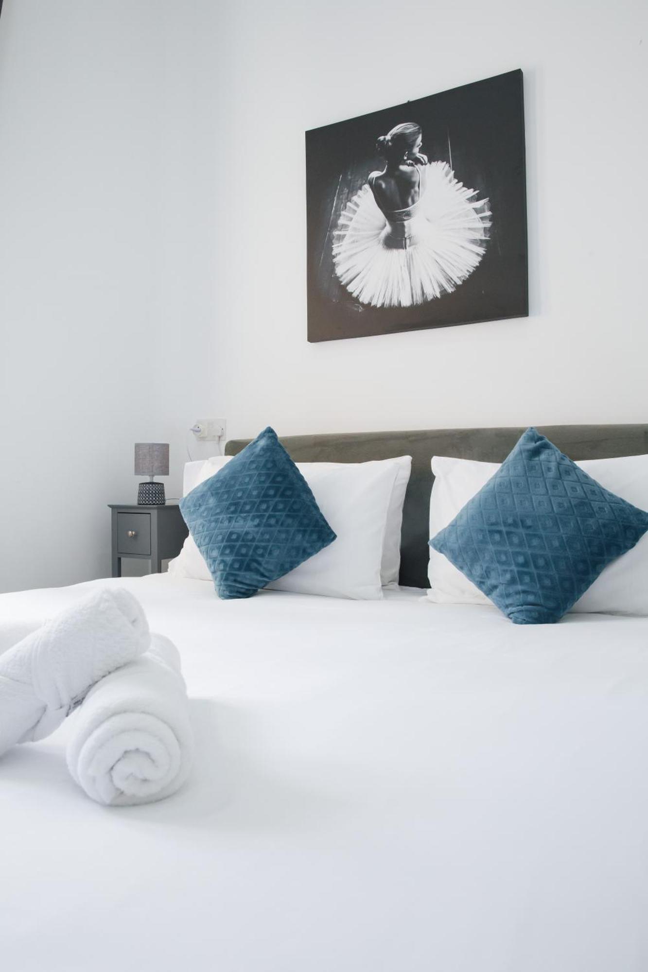 Valletta Waterfront 2 Beds Flat By Arcobnb Флориана Экстерьер фото