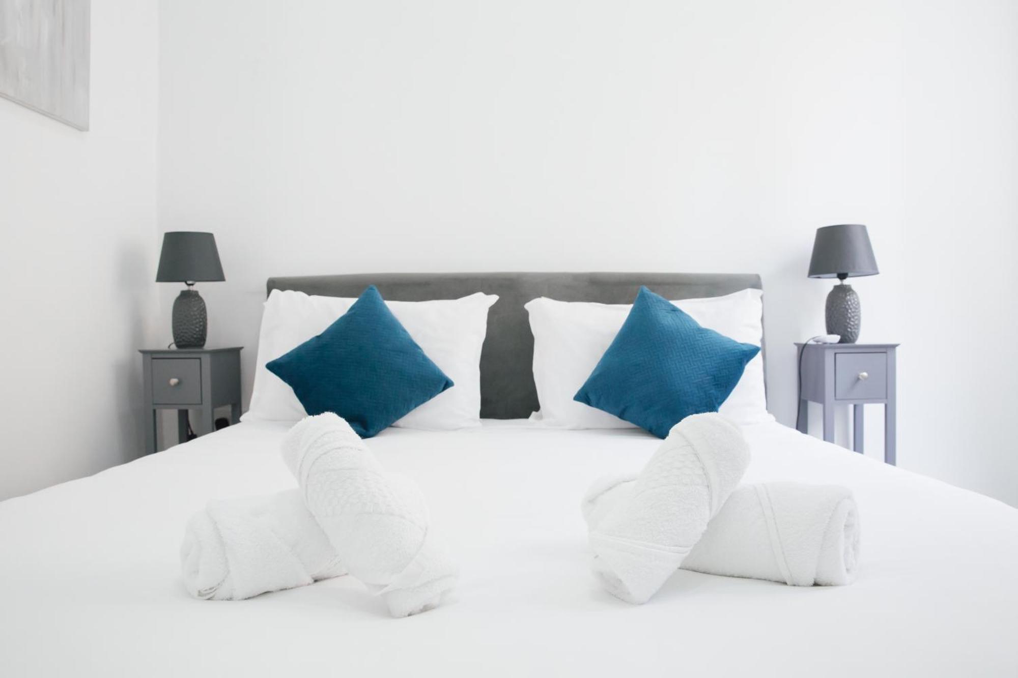 Valletta Waterfront 2 Beds Flat By Arcobnb Флориана Экстерьер фото