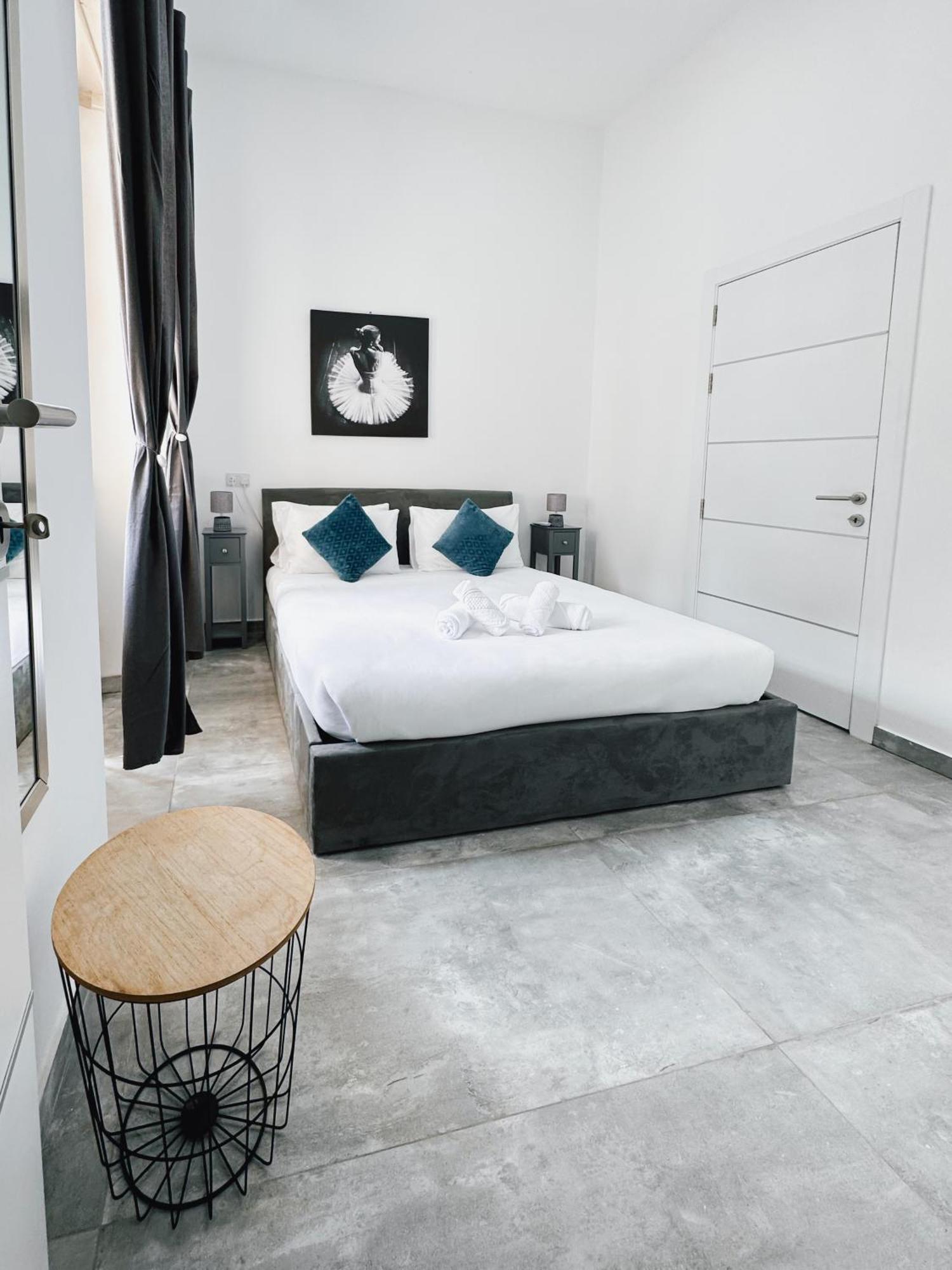 Valletta Waterfront 2 Beds Flat By Arcobnb Флориана Экстерьер фото