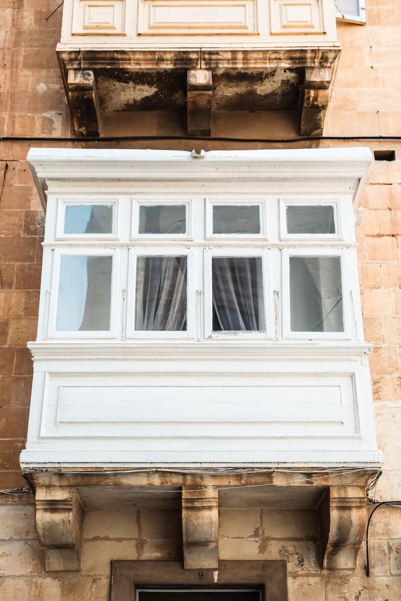Valletta Waterfront 2 Beds Flat By Arcobnb Флориана Экстерьер фото